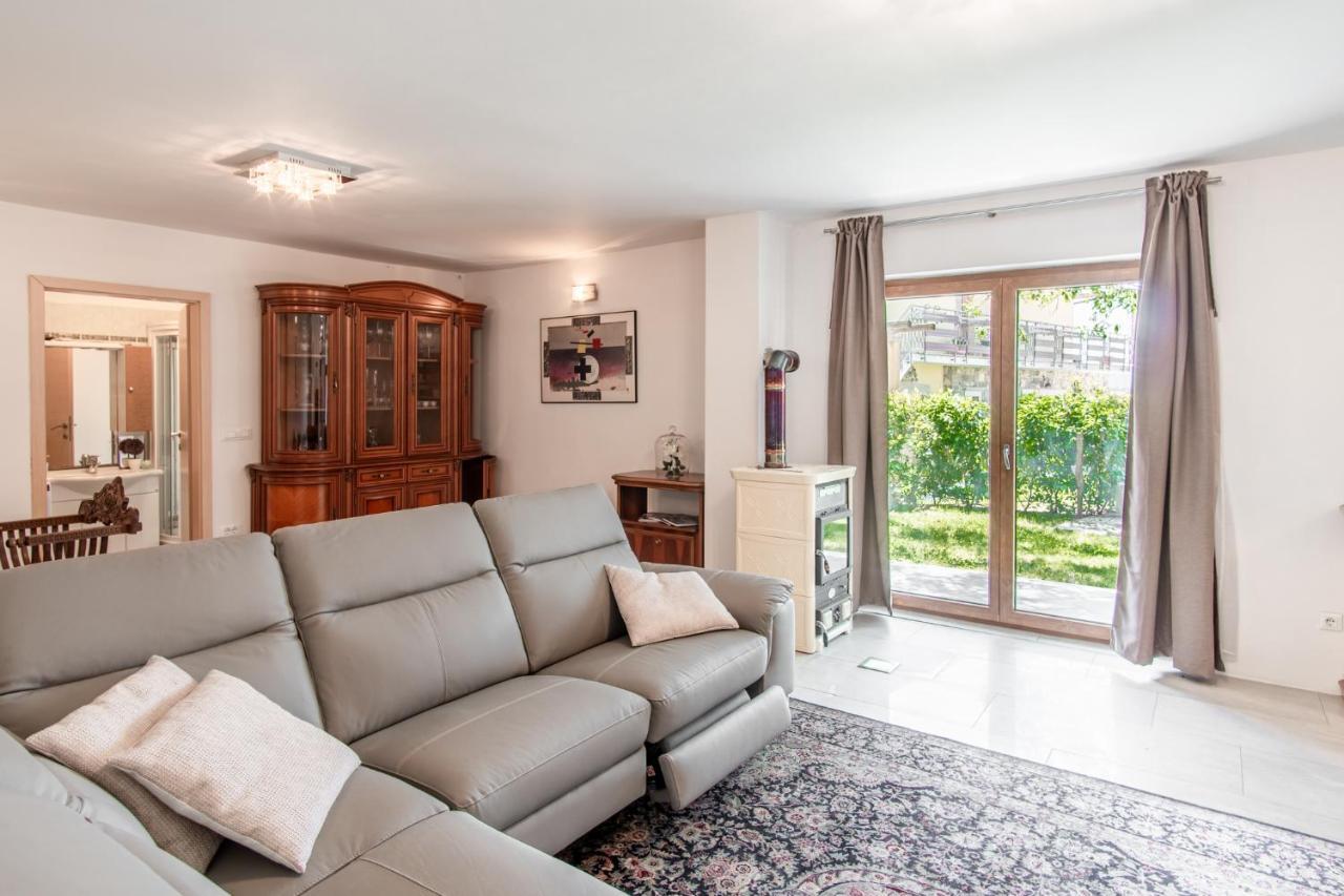 Villa Hermes Art Dutovlje 외부 사진