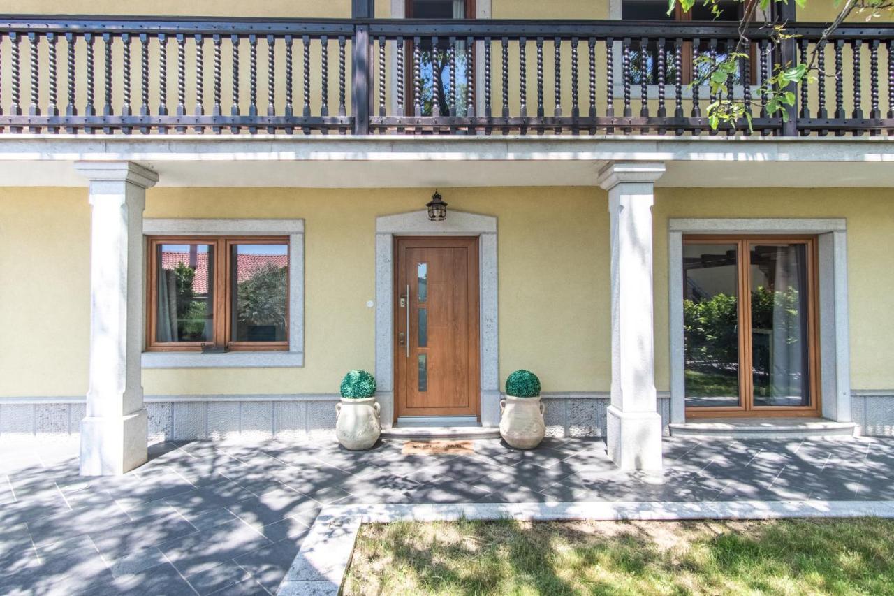 Villa Hermes Art Dutovlje 외부 사진
